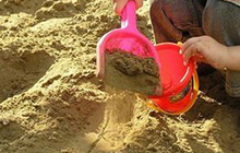 Как сделать детскую песочницу на даче